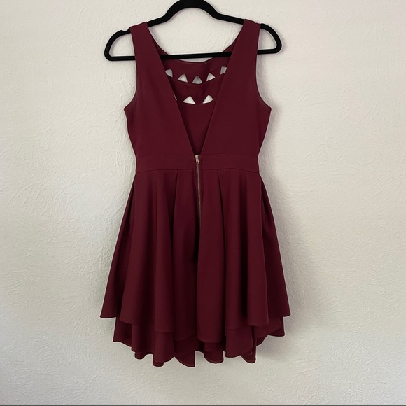 Lulu’s Dress - Picture 3 of 6